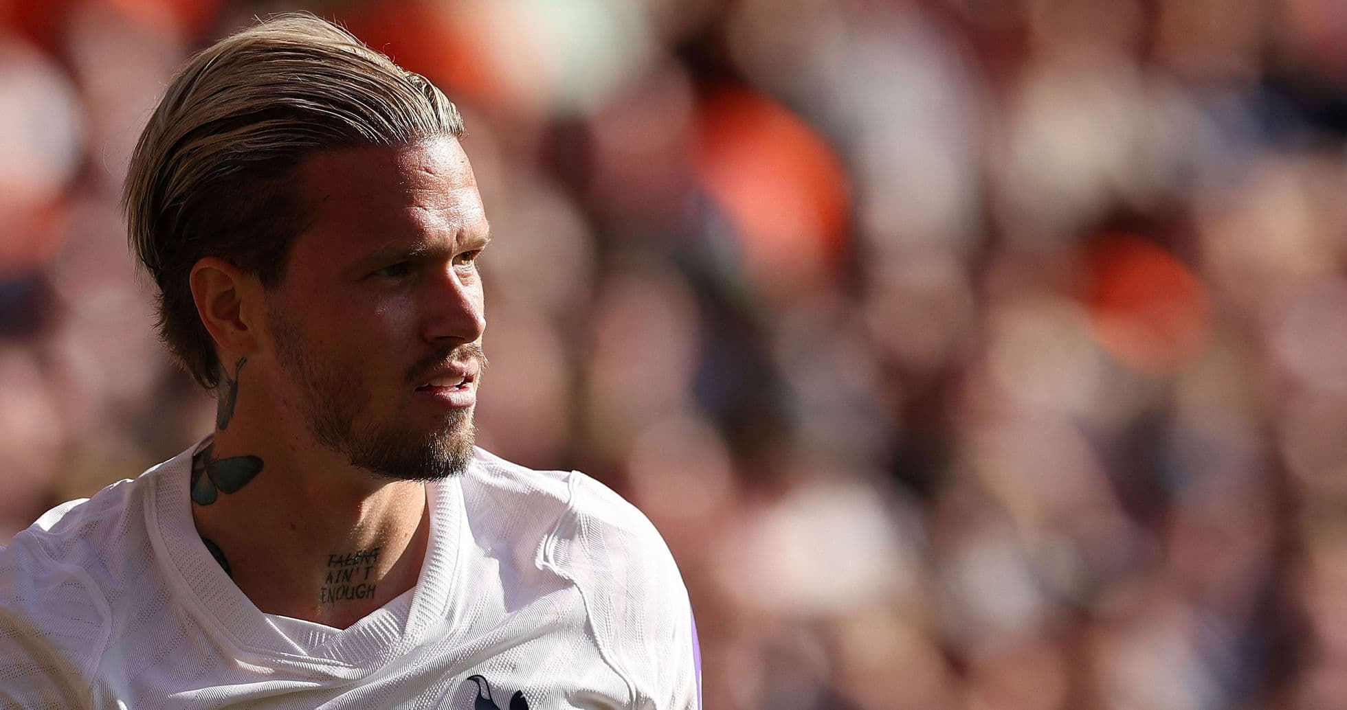 Mykhailo Mudryk Tottenham-da Debütünü Qeyd Edir, Roberto De Zerbi isə Fiziki Hazırlıqla Bağlı Xəbərdarlıq Verir