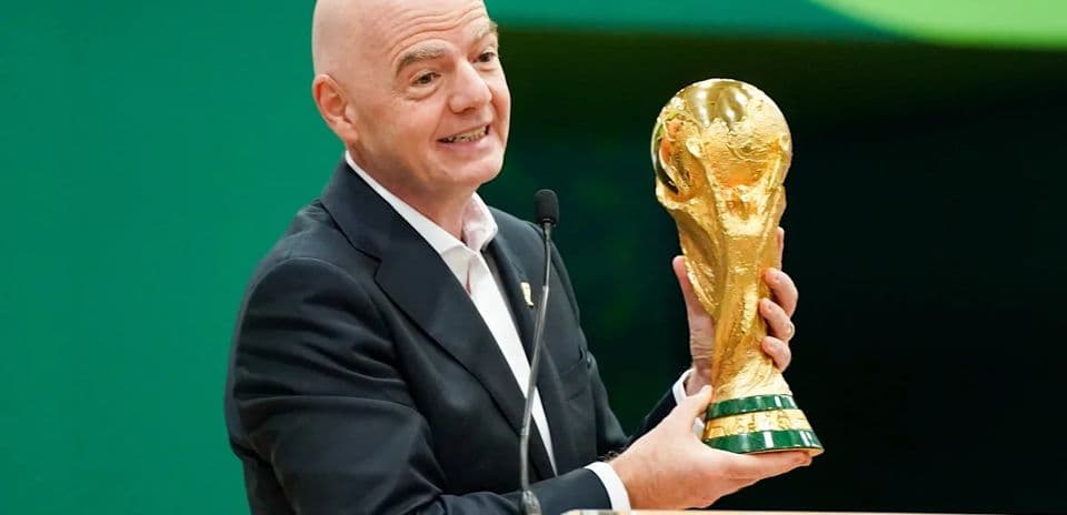 FİFA Prezidenti Canni İnfantino: Dünya Çempionatı 64 komandaya qədər genişlənə bilər