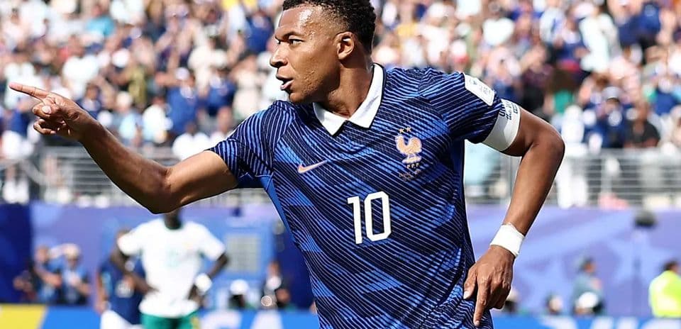 Kylian Mbappe Braziliyalı Ronaldo'nun Dünya Kuboku Rekordunu Qırdı