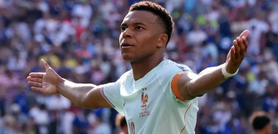 Kylian Mbappe-nin Sürəti: Dünyanın Ən Sürətli Futbolçusu NFL Ulduzları ilə Necə Müqayisə Olunur?
