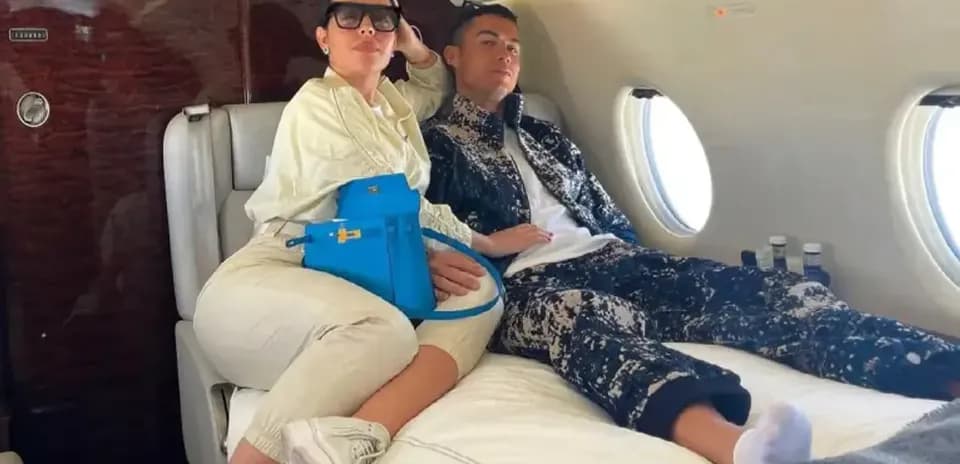 Georgina Ronaldo'nun ₦96 milyardlıq özəl təyyarəsini evlilikdən sonra idarə etməyə başladı