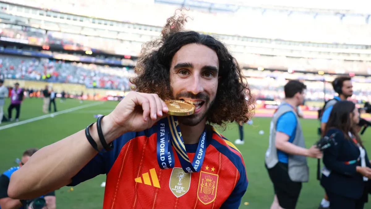 Marc Cucurella yeni döyməsi: İspan ulduzu Luis de la Fuente ilə Dünya Kuboku sözünü yerinə yetirdi