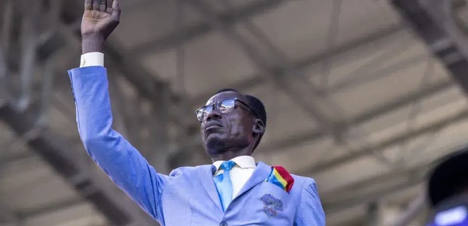 DR Kongo’nun Heykəl Adamı: Lumumba Vea və Futbol Sevgisi