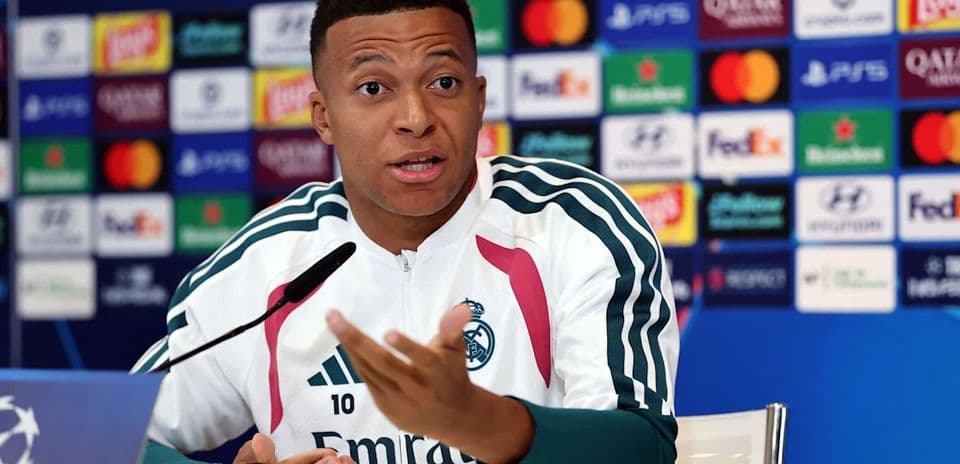 Kylian Mbappé Müdafiə Tənqidlərinə Cavab Verdi: Dembélé və Raphinha ilə Müqayisələrə Qarşı