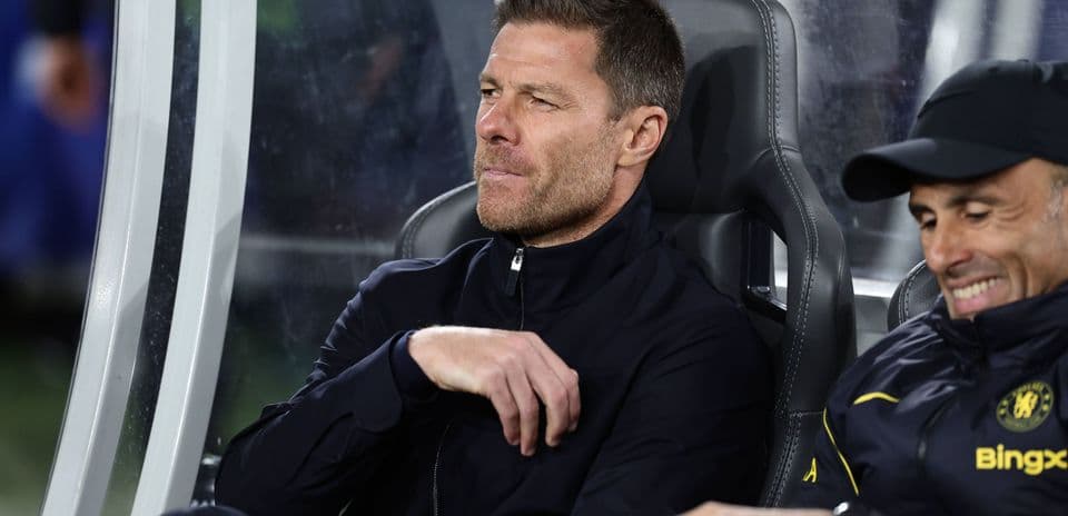 Chelsea Hollandiyalı hücumçunun keçidini sürətləndirmək istəyir