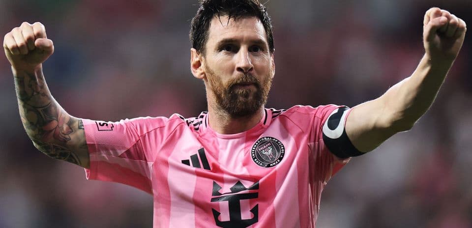 Lionel Messi İspaniyanın İkinci Divizion Klubunu Eldense-nı Rəsmi Satın Aldı