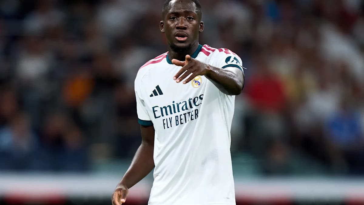 Real Madrid-də narahatlıq: Konaté Fransa millisindən zədə ilə ayrıldı