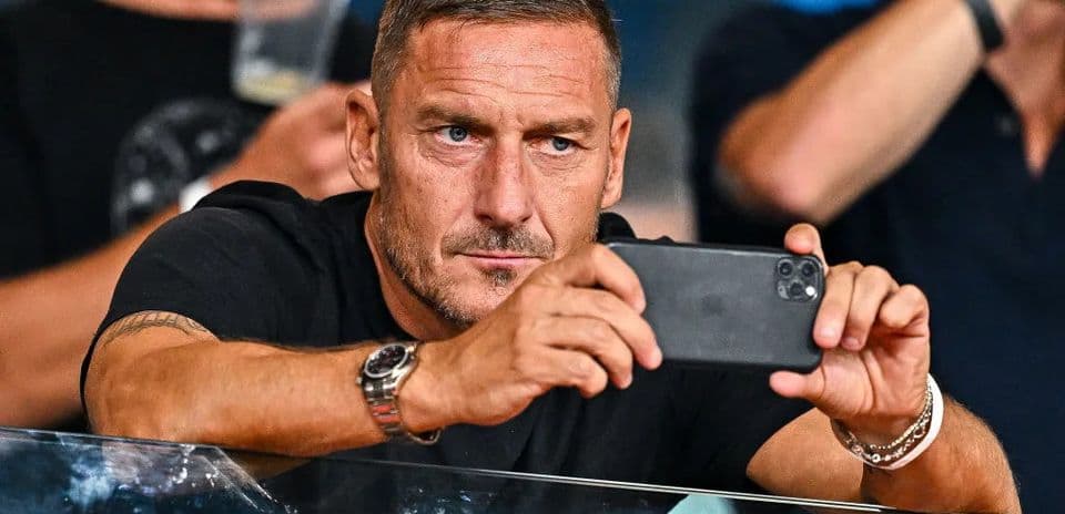 48 yaşında geri dönüş? Dünya çempionu top-5 liqa təkliflərini təsdiqlədi
