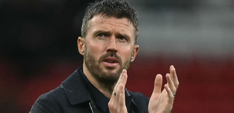 İgor Matanoviç Mançester Yunayted və Tottenham keçid xəbərlərinə aydınlıq gətirdi