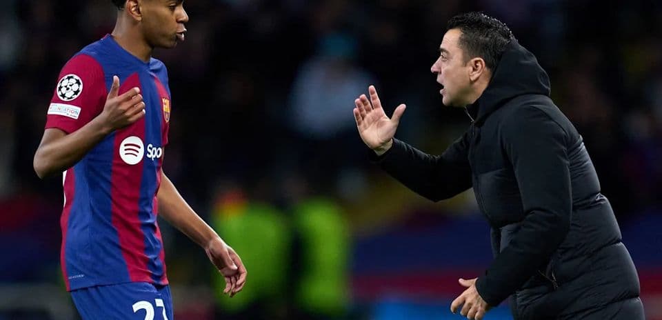 Xavi: Fiqo, Messi, Ronaldinyo və Yeni Nəsil Haqqında Düşüncələr