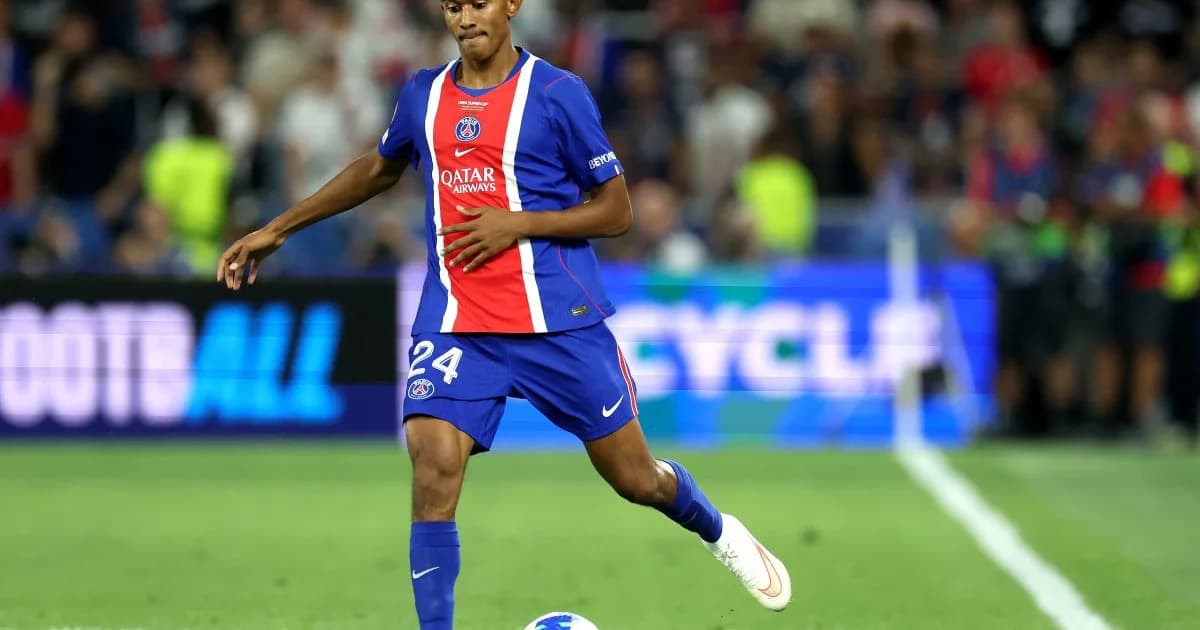 PSG-nin Senny Mayulu Fransanın U21 komandasında zədə aldı