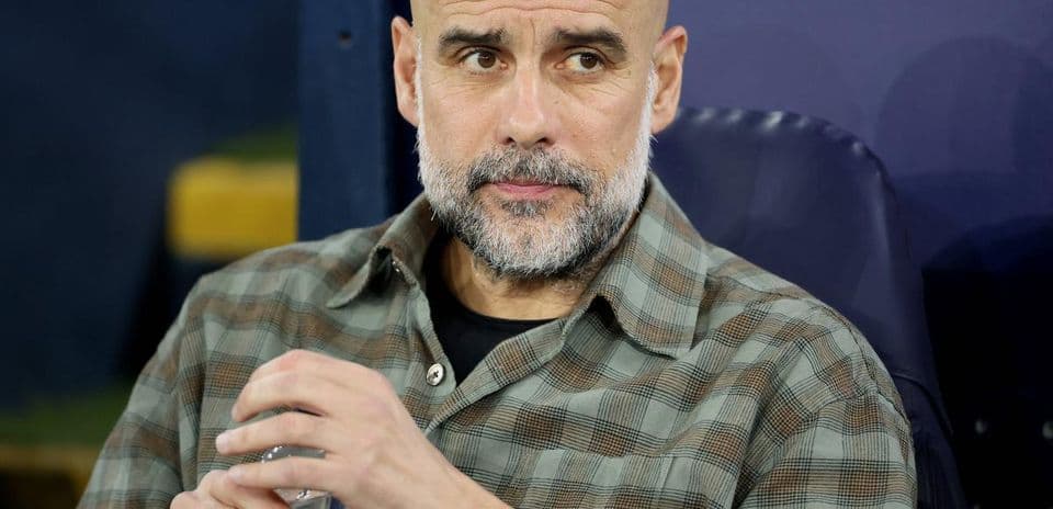 Pep Guardiola Mançester Siti oyunçularına gizli boşanmasını açdıqdan sonra göz yaşlarını saxlaya bilmədi