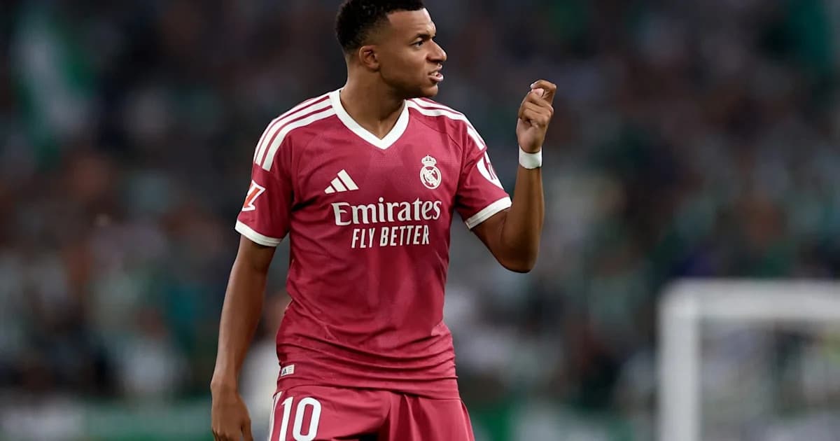 Mbappenin Real Madrid-ə Bağlılığı Şübhə Altında: Dünya Kubokuna Daha Çox Diqqət Yetirdiyi İddiası