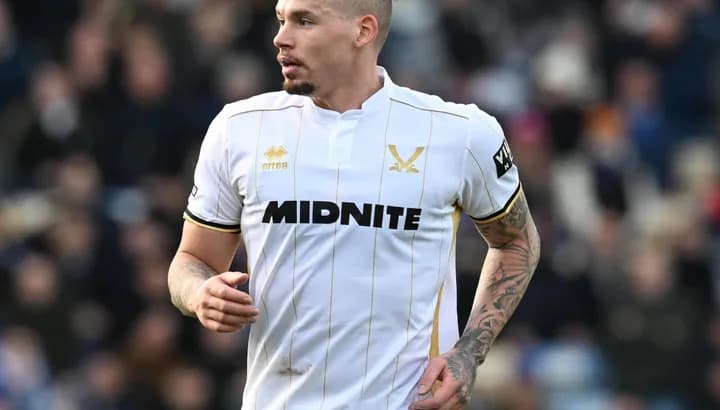 Kalvin Phillips Mançester Siti tərk edir, PSG isə Liverpuldan əvvəl Akliuşu transferini bitirir