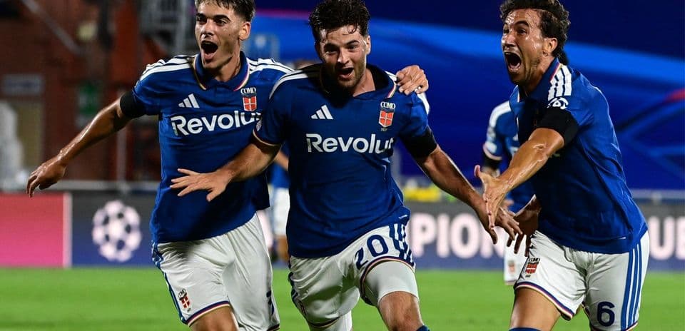 Como-nun Möhtəşəm Debütü: Cesc Fabregasın Komandası RB Leipzig-ə Qarşı 4-1 Qələbə Qazanaraq Çempionlar Liqasında İzlənilməz Anlar Yaratdı