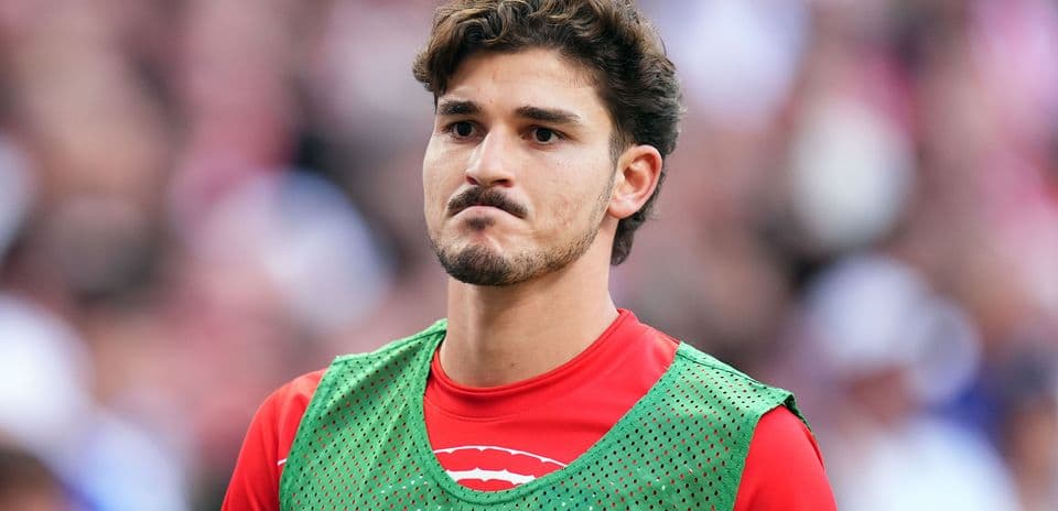 Julian Alvarez Mikel Artetanın Zəngini Cavabsız Buraxır, Atletico Ulduzu Barcelona Transferinə İnat Edir