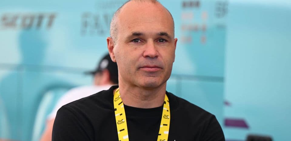 Andres Iniesta BƏƏ-də Gulf United FC-də məşqçi kimi ilk addımlarını atır