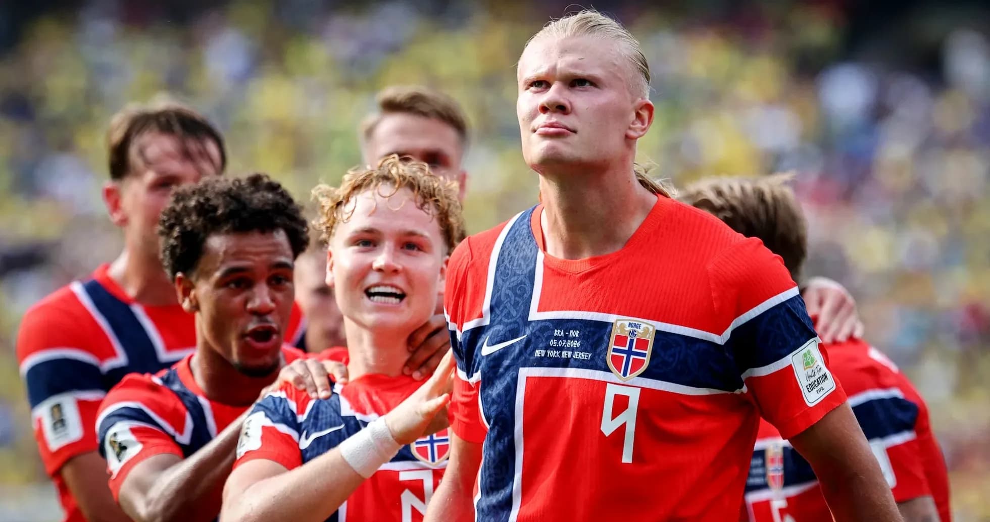 Norveç futbolçuları sevinclə qeyd edirlər Norveç futbolçuları sevinclə qeyd edirlər