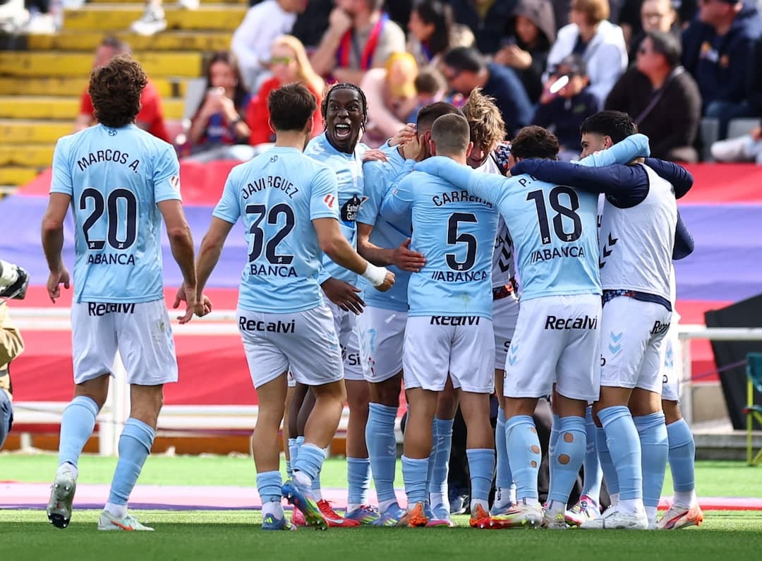 Celta Vigo futbolçuları sevinir Celta Vigo futbolçuları sevinir