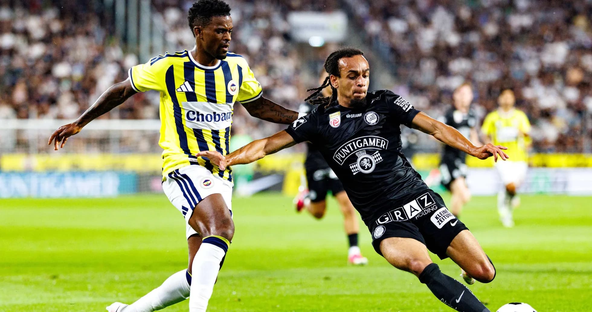 Sturm Graz və Fenerbahçe arasında futbol matçı Sturm Graz və Fenerbahçe arasında futbol matçı