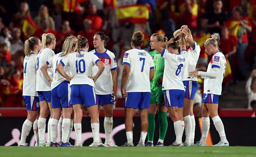 İngiltərə qadın futbol komandası toplanmış vəziyyətdə İngiltərə qadın futbol komandası toplanmış vəziyyətdə