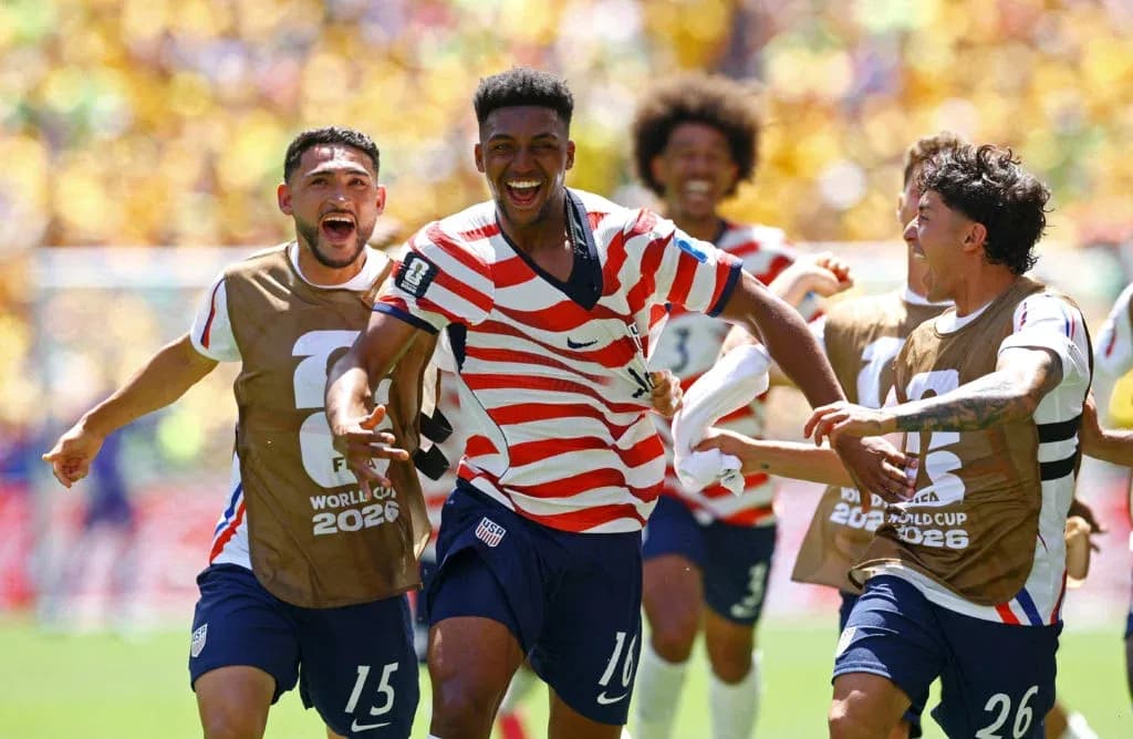 US players celebrating a goal during match US players celebrating a goal during match