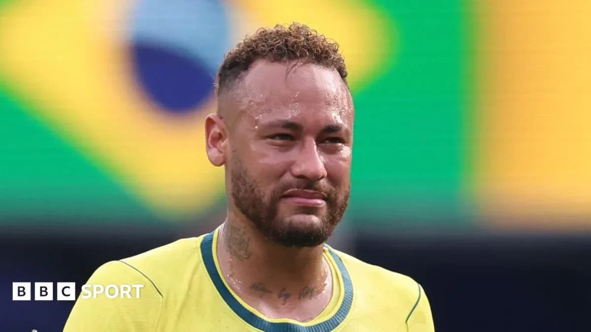 Neymar in Brazil jersey during match Neymar in Brazil jersey during match