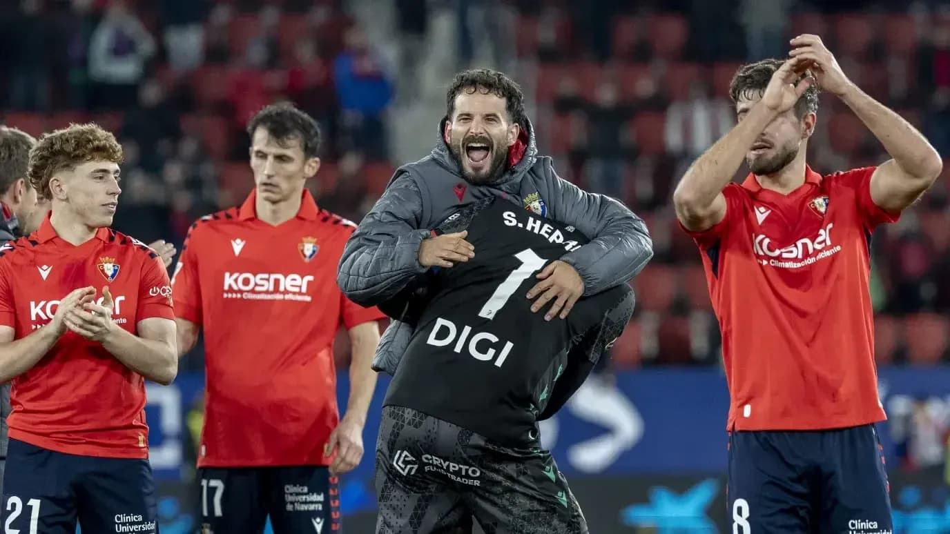 Osasuna oyunçuları sevinclə qeyd edir Osasuna oyunçuları sevinclə qeyd edir