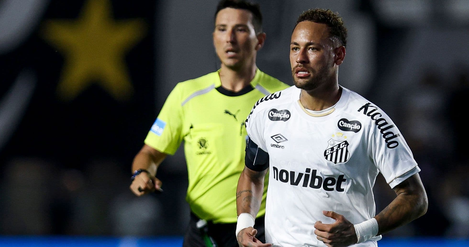 Neymar Santos azarkeşlərinin neqativ münasibətinə sərt reaksiya verdi Neymar Santos azarkeşlərinin neqativ münasibətinə sərt reaksiya verdi