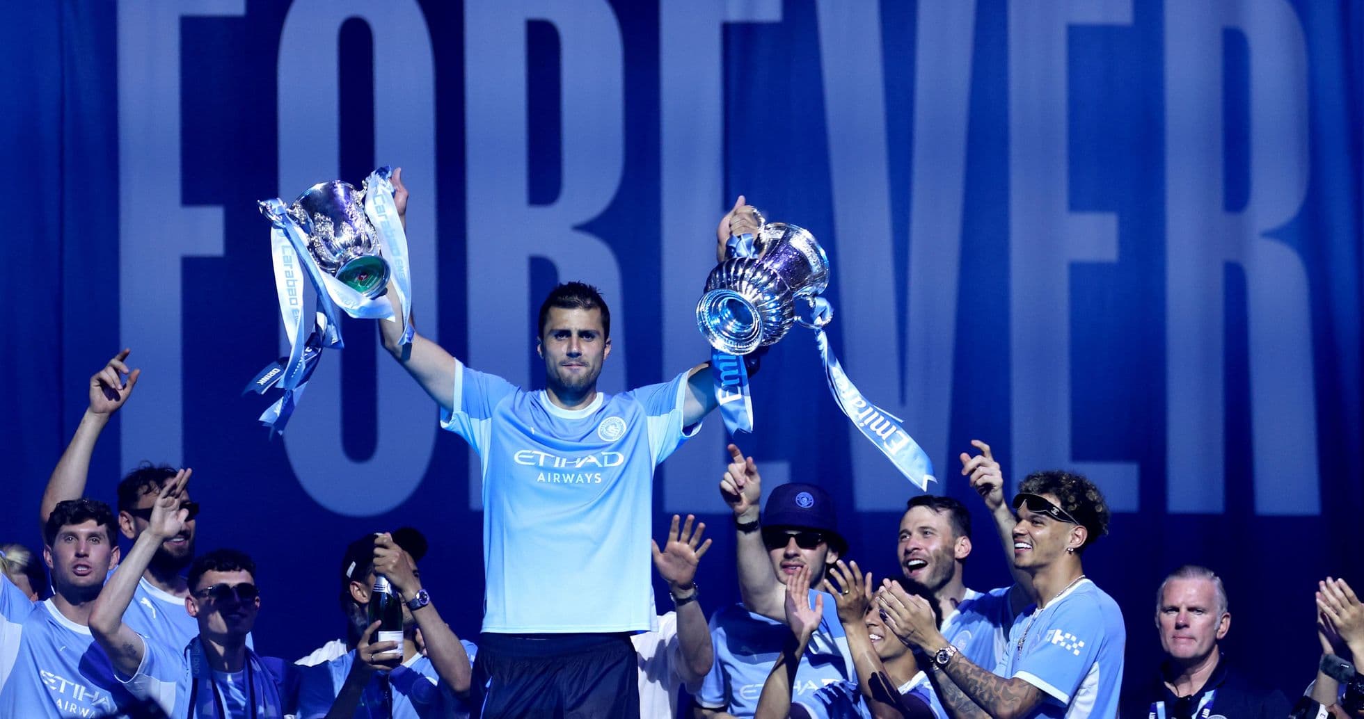 Manchester City Rodri üçün Real Madrid təklifini rədd etdi Manchester City Rodri üçün Real Madrid təklifini rədd etdi